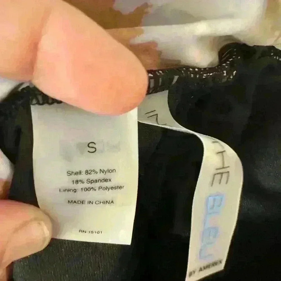 Into The Bleu Leopard Print Tankini Top Sz Small Ruffle Detail Adjustable Strap - Picture 5 of 5